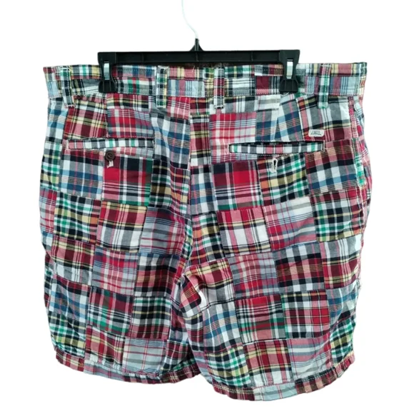 IZOD SALTWATER  Men's Shorts Size 36 - Picture 4 of 4